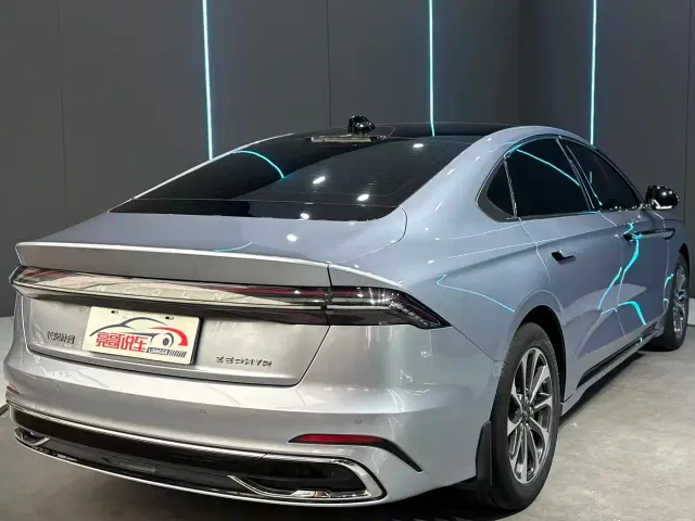 Lincoln Z — Фото автомобиля 6