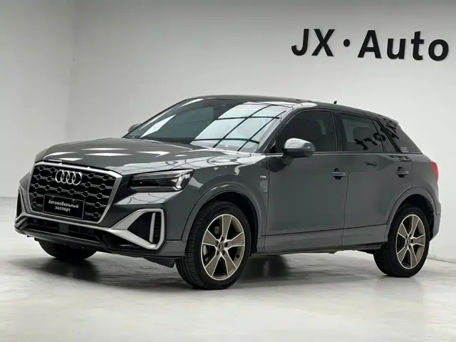 Фотография автомобиля — Audi Q2L