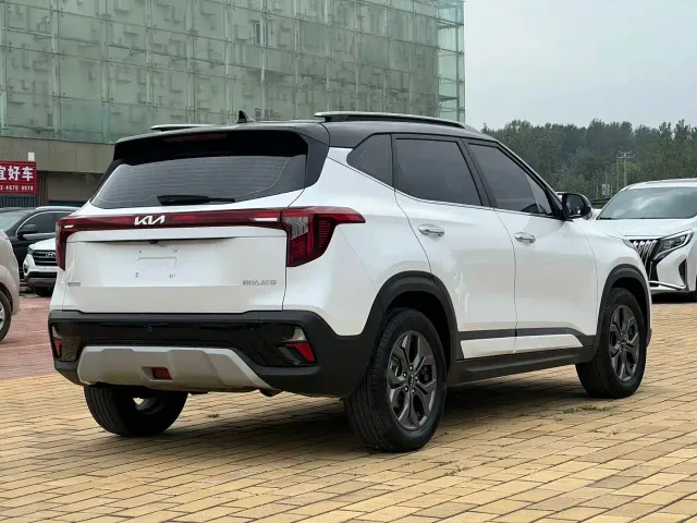Kia Seltos — Фото автомобиля 4