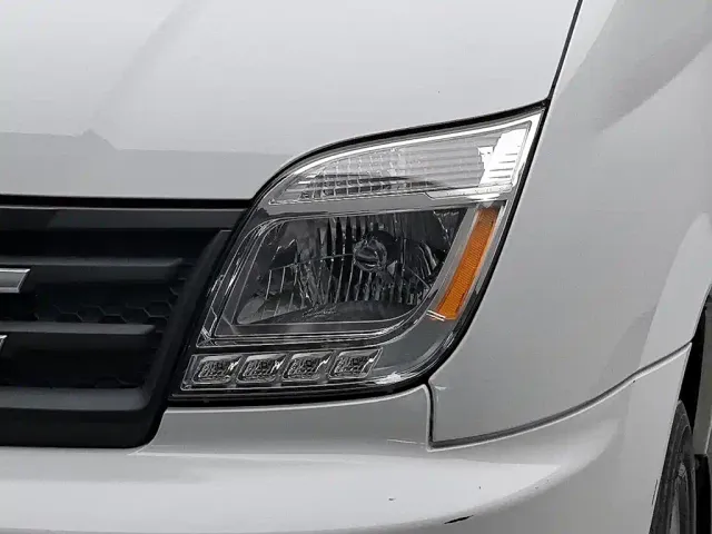 Maxus Xintu V80 — Фото автомобиля 7