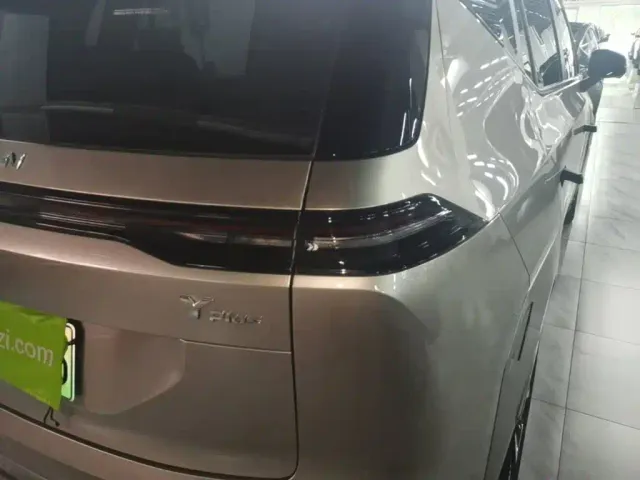 GAC Aion Y — Фото автомобиля 7