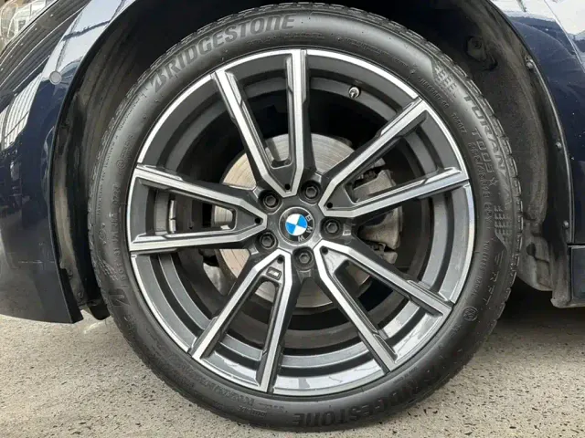 BMW 3 Series — Фото автомобиля 5