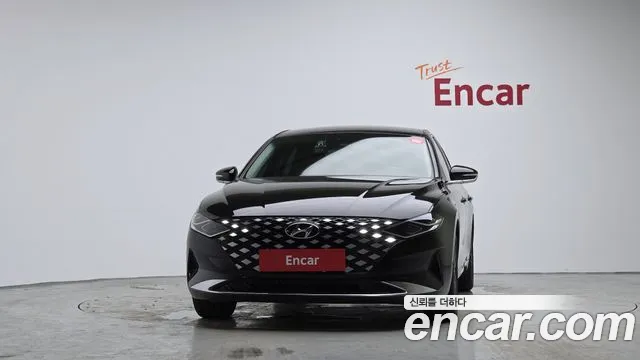 Hyundai Grandeur Новый Grandeur IG — Фото автомобиля 3