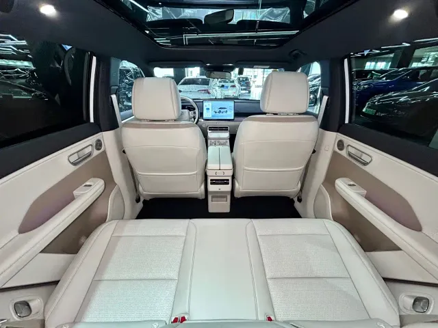 Toyota BoZhi 3X — Фото автомобиля 27