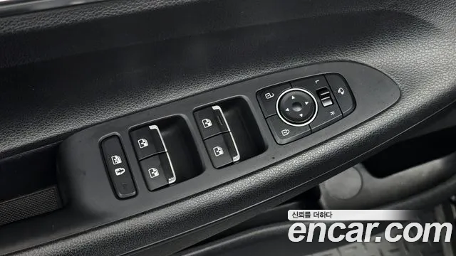 Hyundai Grandeur Grandeur (New) Hybrid — Фото автомобиля 29