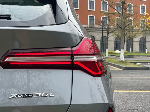 BMW X3 — Фото автомобиля 10