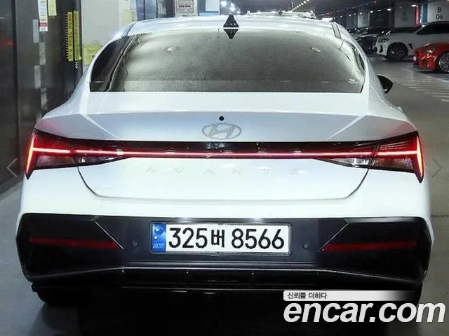 Hyundai Avante CN7 — Фото автомобиля 5