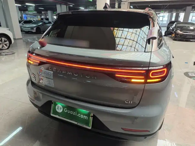 Leapmotor C11 — Фото автомобиля 5