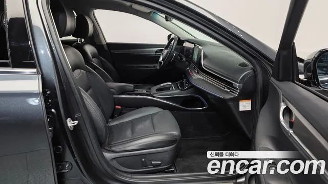 Hyundai Grandeur Grandeur (New) Hybrid — Фото автомобиля 11