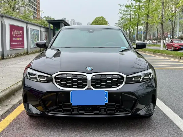BMW 3 Series — Фото автомобиля 2