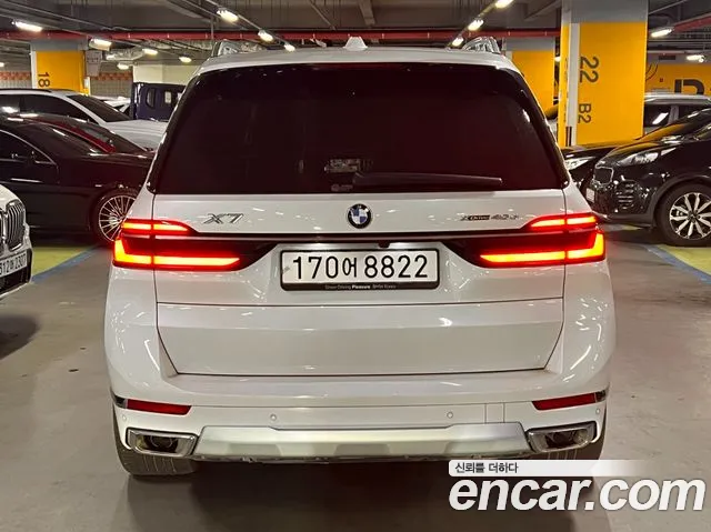 BMW X7 — Фото автомобиля 4