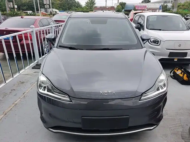 Nezha Auto Nezha V 2022 Trend 400 Lite — Фото автомобиля 2