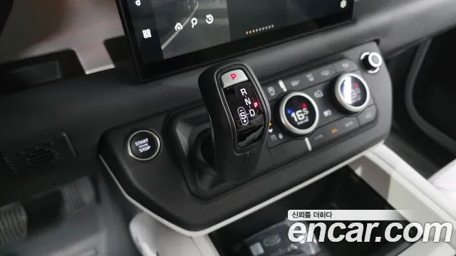 Land Rover Defender L663 — Фото автомобиля 9