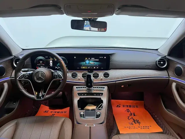 Mercedes-Benz E-Class — Фото автомобиля 8