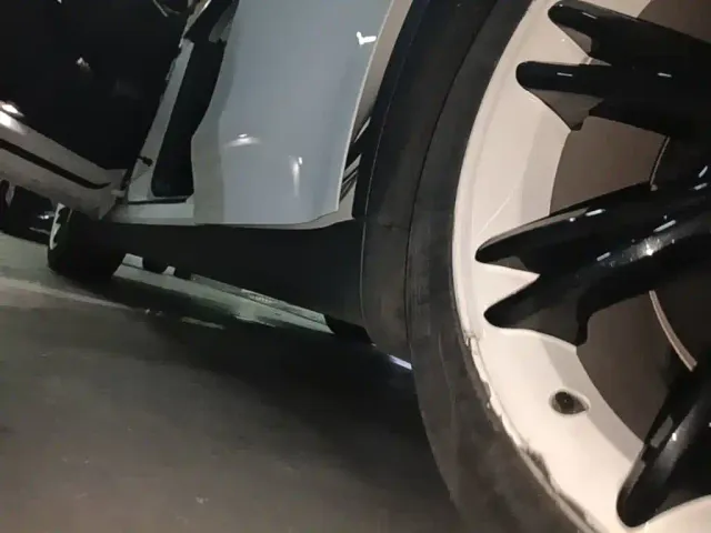 Tesla Model Y — Фото автомобиля 21