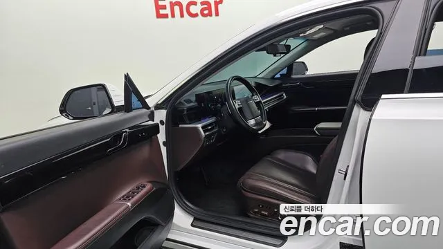 Hyundai Grandeur GN7 — Фото автомобиля 15
