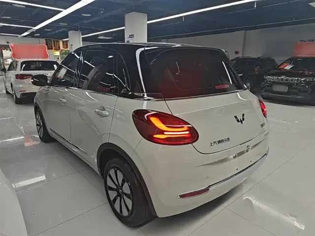 Wuling Bingo — Фото автомобиля 4