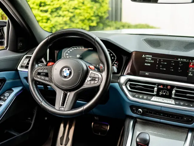 BMW M3 — Фото автомобиля 8