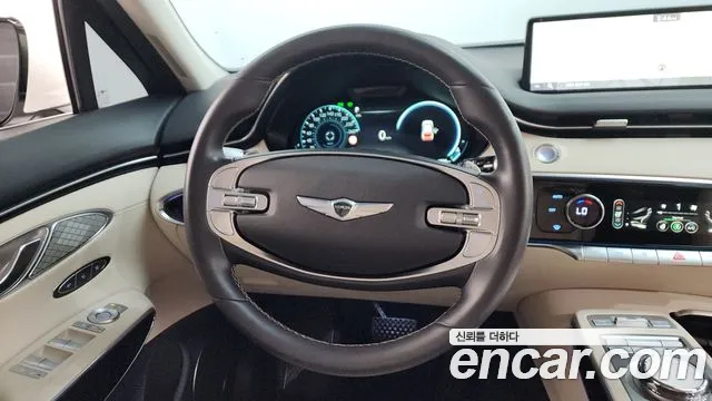 Genesis GV70 2.5T Бензин AWD — Фото автомобиля 13