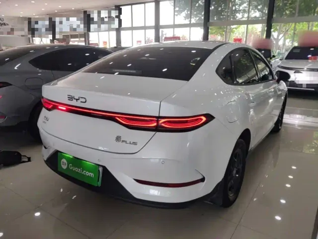 BYD Qin PLUS — Фото автомобиля 6