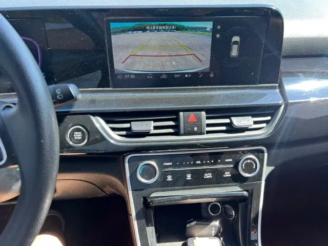 Kia Seltos — Фото автомобиля 13