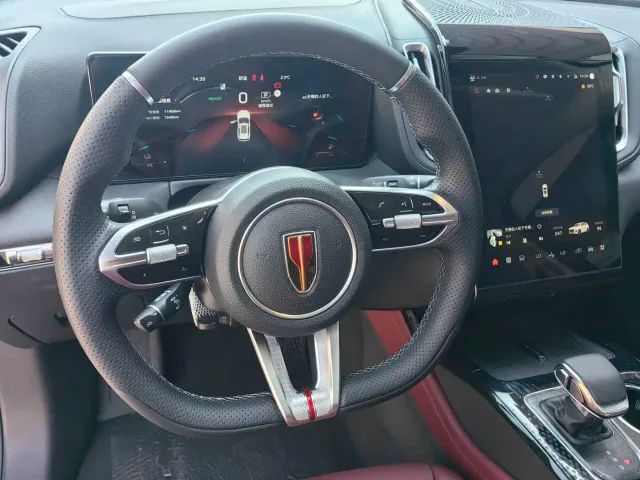 Hongqi Hongqi HS3 PHEV 2025 125km Jingwei 2 Million Commemorative Edition — Фото автомобиля 4