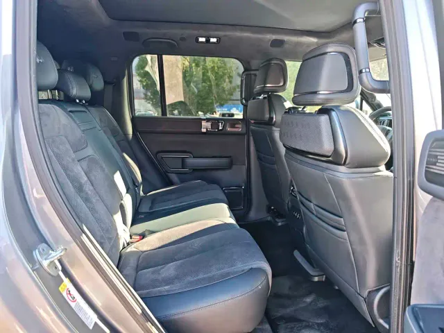 BYD FangChengBao Leopard 5 — Фото автомобиля 14