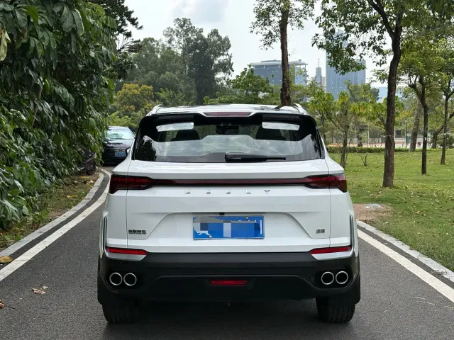 Geely Binyue — Фото автомобиля 8