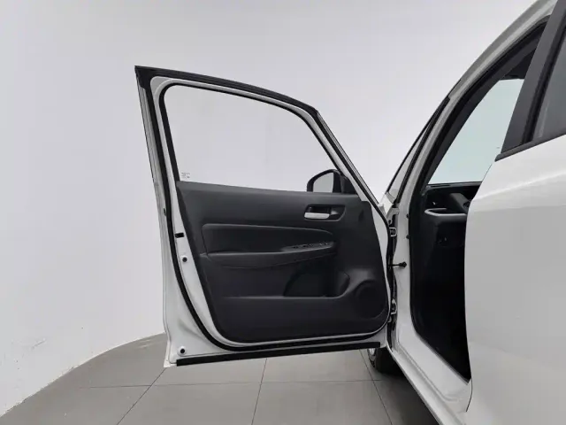 Honda Fit — Фото автомобиля 8