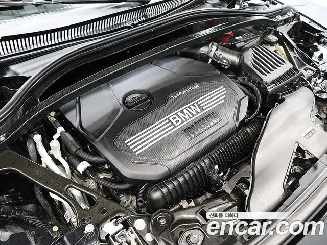 BMW 1 Series F40 — Фото автомобиля 18