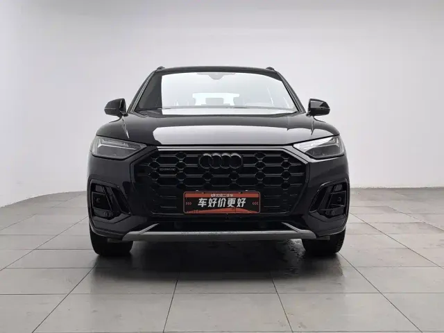 Audi Q5L — Фото автомобиля 3