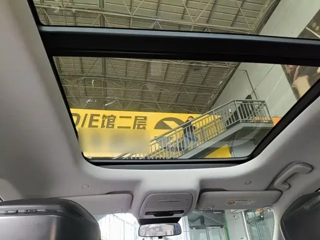Ford Edge — Фото автомобиля 17