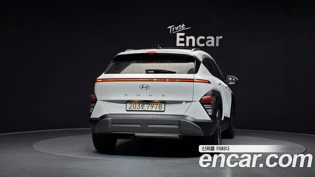 Hyundai Kona — Фото автомобиля 4