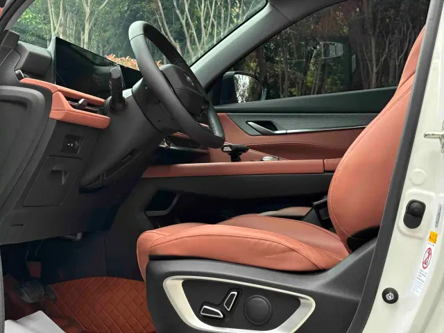 Changan CS75 Plus — Фото автомобиля 4