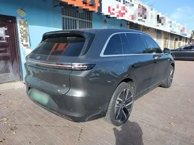 Li Auto L6 — Фото автомобиля 6