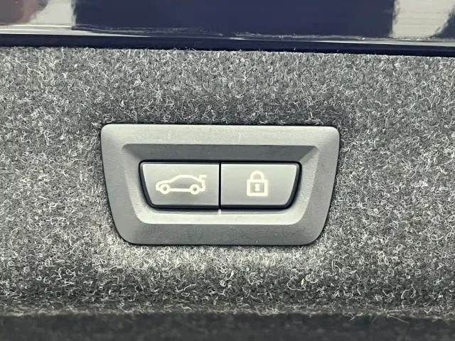 BMW 5 Series — Фото автомобиля 23