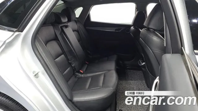Hyundai Grandeur Новый Grandeur IG 3.0 LPi (Такси) — Фото автомобиля 11