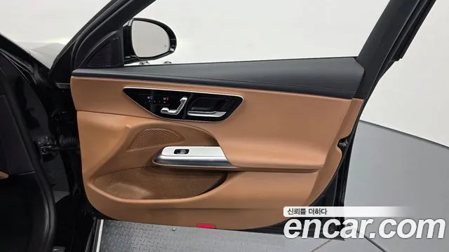 Mercedes-Benz E-Class W214 — Фото автомобиля 14