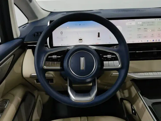 Wey Alpine — Фото автомобиля 11