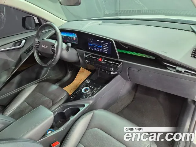 Kia Niro — Фото автомобиля 13