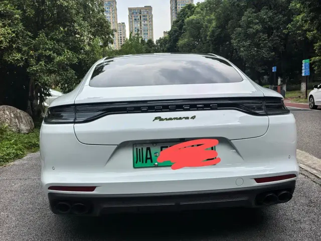 Porsche Panamera — Фото автомобиля 8