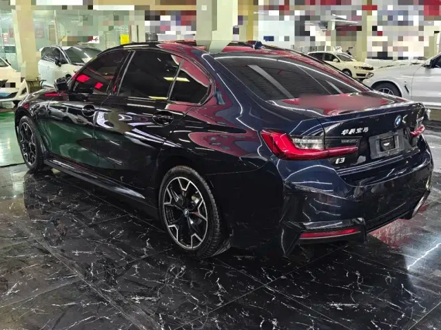BMW i3 — Фото автомобиля 4