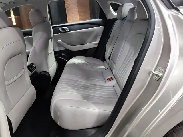 Geely Galaxy Stellar 6 — Фото автомобиля 11