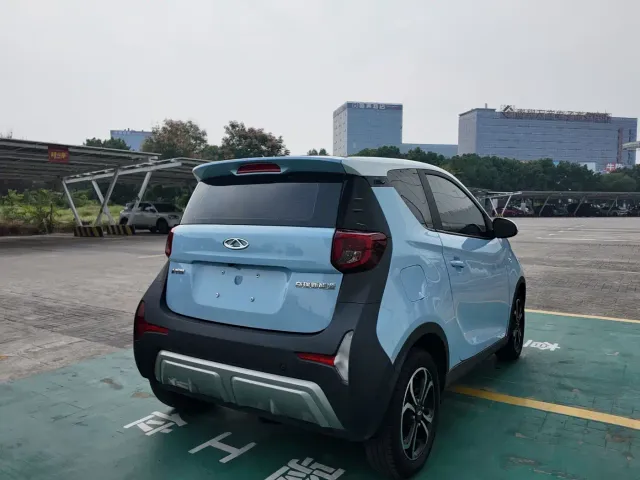 Chery eQ1 — Фото автомобиля 5