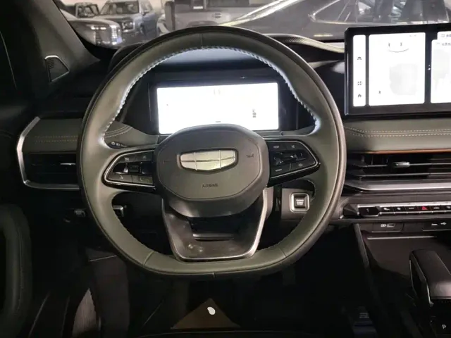 Geely Haoyue L — Фото автомобиля 10