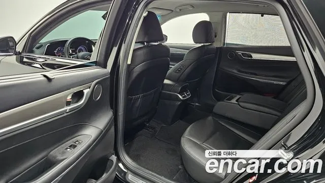 Hyundai Grandeur Новый Grandeur IG 3.0 LPi (Для проката) — Фото автомобиля 23