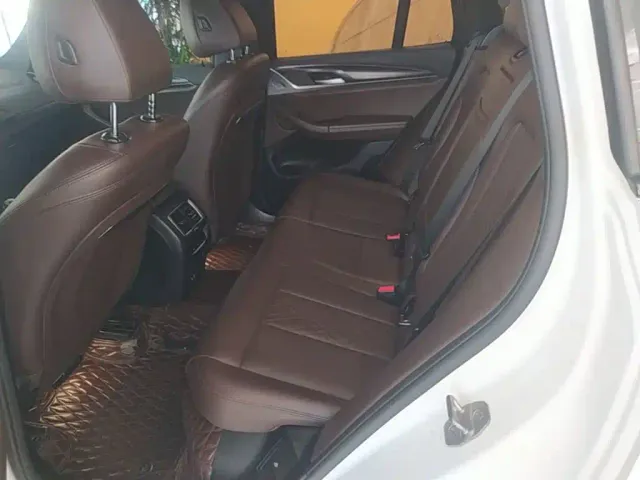 BMW X3 — Фото автомобиля 16