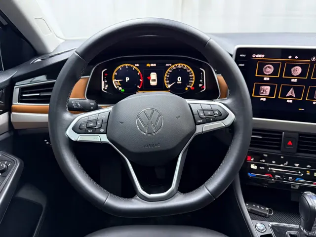 Volkswagen Bora — Фото автомобиля 8