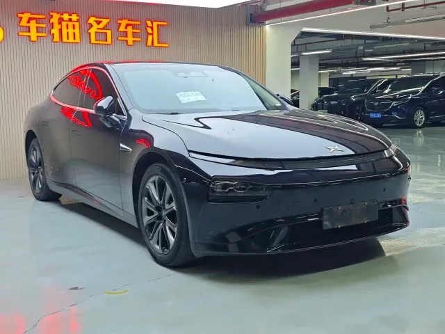 Xpeng P7 — Фото автомобиля 4