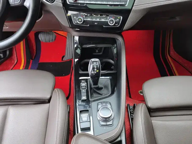 BMW X1 — Фото автомобиля 16